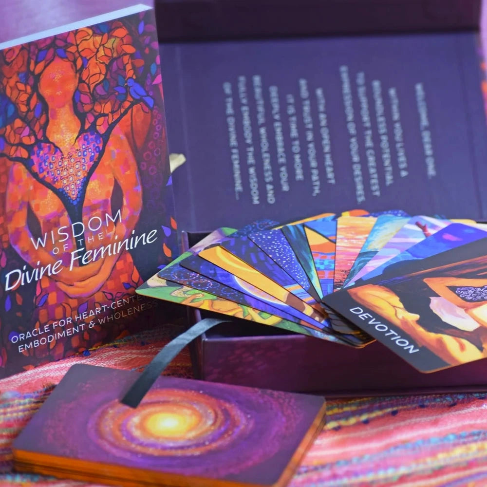 Wisdom of the Divine Feminine: Oracle for heart-centered embodiment and wholeness